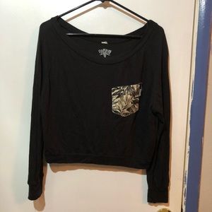 Serengetee cropped long sleeve